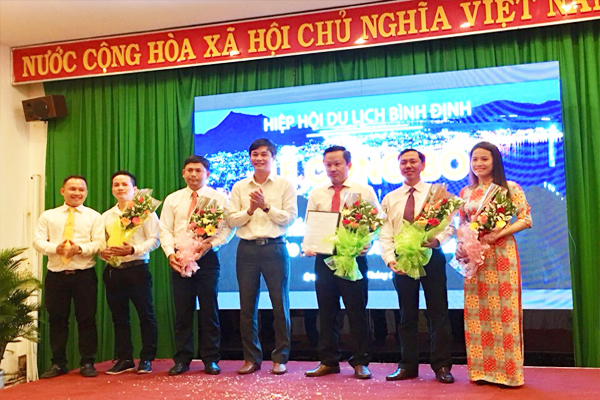 Binh Dinh has launched Tour Guides Branch of Association
